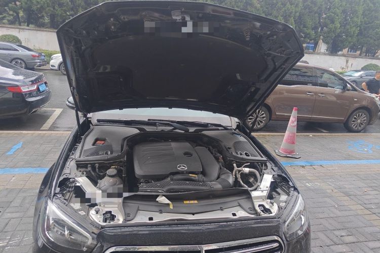 Used Mercedes-Benz E-Class 2023 Facelift E 260 L Engine Bay