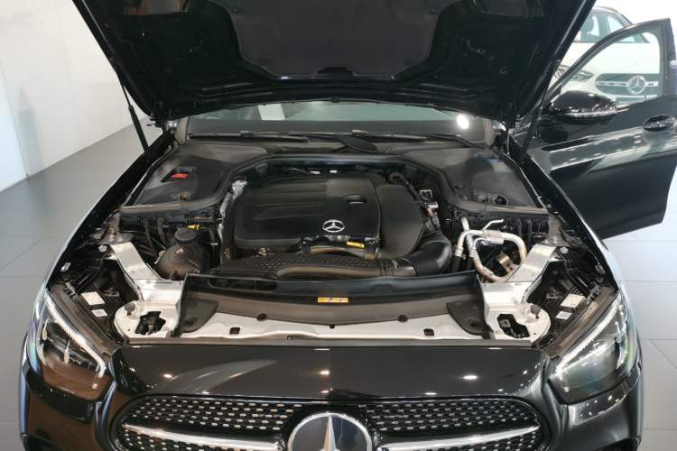 Used Mercedes-Benz E-Class 2023 Restyled E 260 Fashion Sport Edition Engine Bay