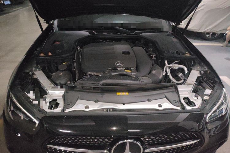 Used Mercedes-Benz E-Class 2023 E 260 L Engine Bay