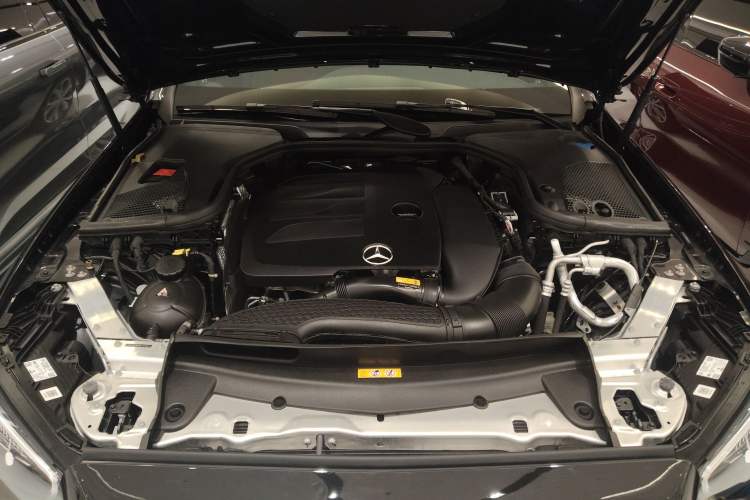 Used Mercedes-Benz E-Class 2023 Restyled E 300 L Sport Luxury Edition Engine Bay