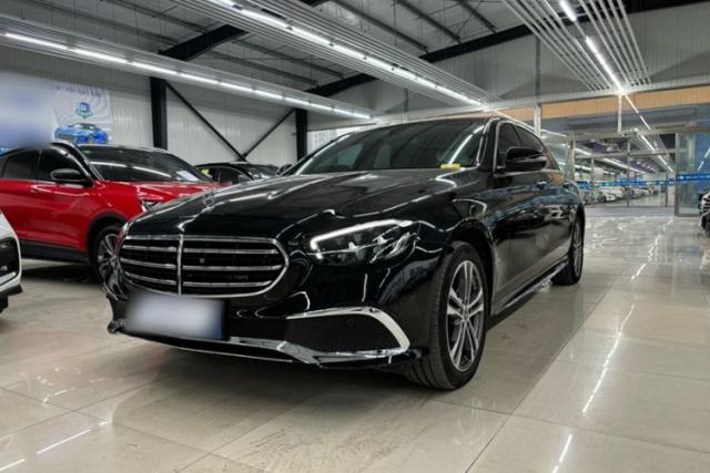 Ojetý Mercedes-Benz E-Class 2023 E 260 L Sport Edition