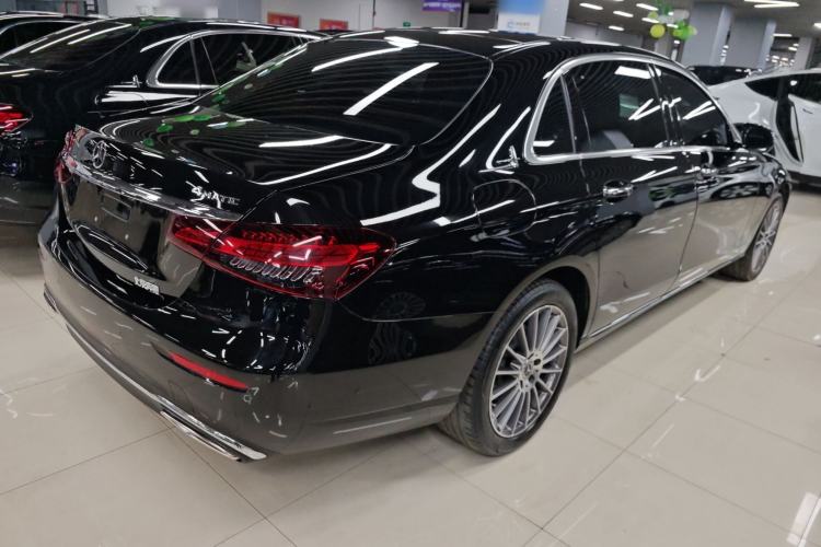 Used Mercedes-Benz E-Class 2023 E 260 L 4MATIC Exterior 1