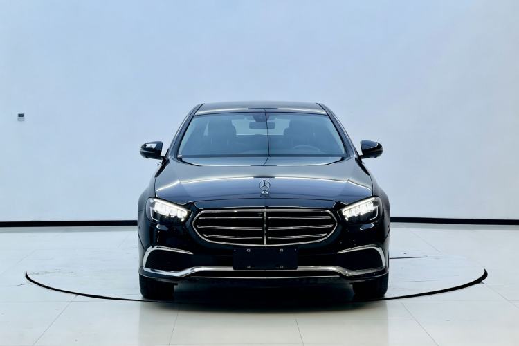 Used Mercedes-Benz E-Class 2023 Updated E 300 L Luxury Edition Exterior 1