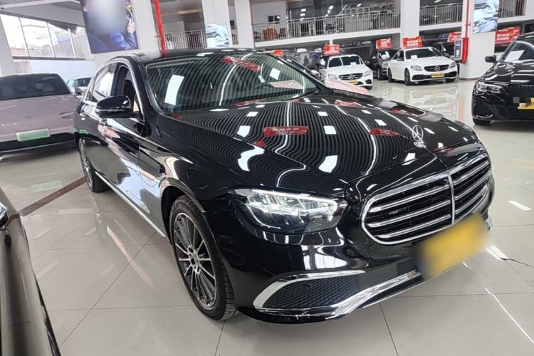 Used Mercedes-Benz E-Class 2023 Facelift E 260 L Exterior 1