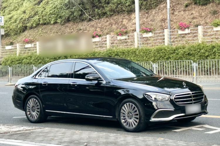 Used Mercedes-Benz E-Class 2023 Updated E 300 L Luxury Edition Exterior 1