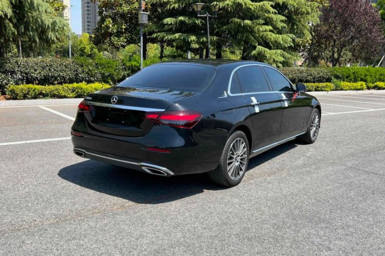 Used Mercedes-Benz E-Class 2023 E 260 L Exterior 1