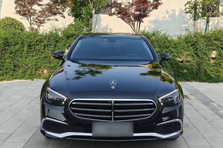 Used Mercedes-Benz E-Class 2023 Updated E 300 L Luxury Edition Exterior 1
