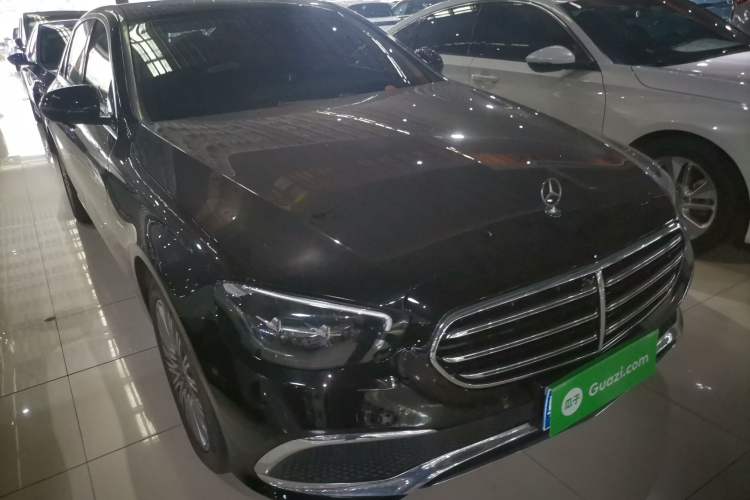 Used Mercedes-Benz E-Class 2023 Updated E 300 L Luxury Edition Exterior 1