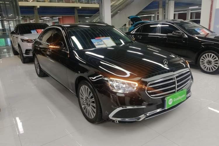Used Mercedes-Benz E-Class 2023 Updated E 300 L Luxury Edition Exterior 1