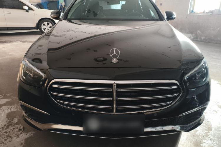 Used Mercedes-Benz E-Class 2023 E 260 L 4MATIC Exterior 1