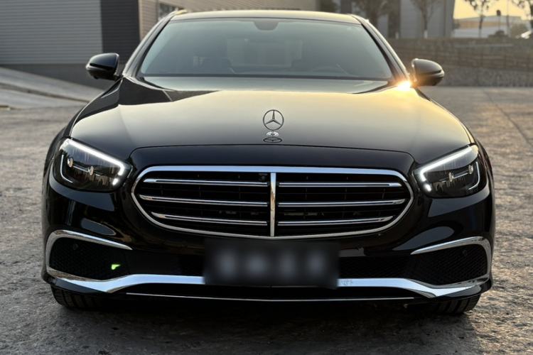 Used Mercedes-Benz E-Class 2023 E 300 L Luxury Model Exterior 1