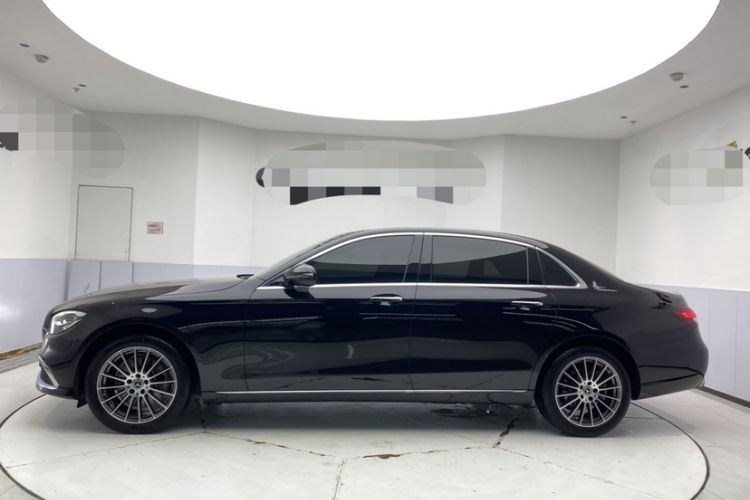 Used Mercedes-Benz E-Class 2023 Facelift E 260 L Exterior 1