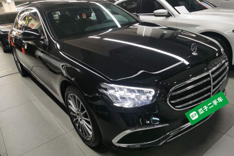 Used Mercedes-Benz E-Class 2023 Facelift E 260 L Exterior 1