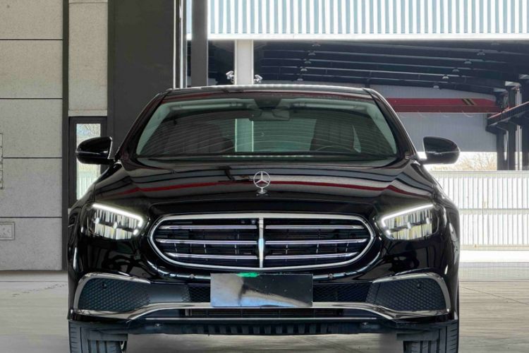 Used Mercedes-Benz E-Class 2023 Updated E 300 L Fashion Edition Exterior 1