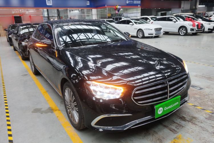 Used Mercedes-Benz E-Class 2023 Updated E 300 L Fashion Edition Exterior 1
