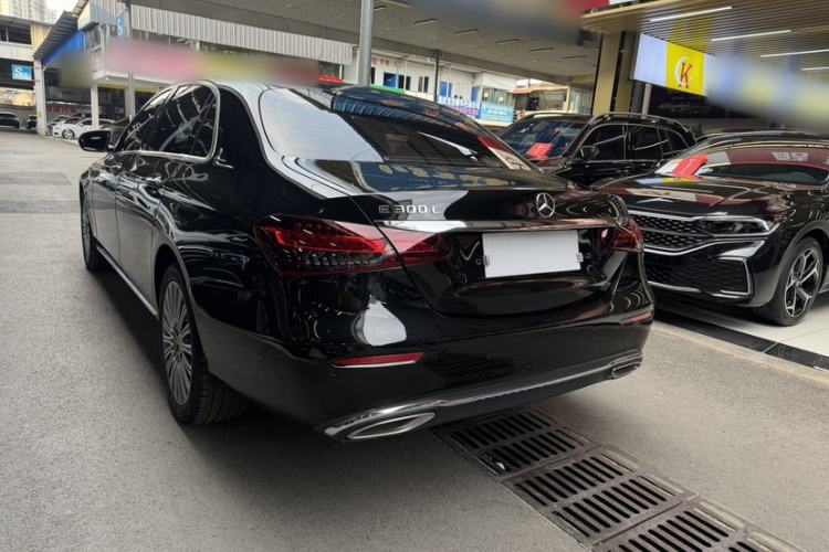 Used Mercedes-Benz E-Class 2023 Updated E 300 L Fashion Edition Exterior 1