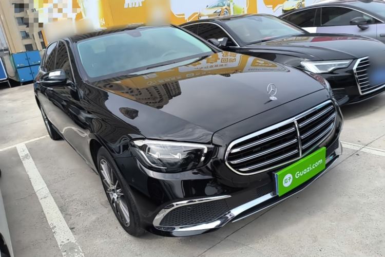 Used Mercedes-Benz E-Class 2023 Facelift E 260 L Exterior 1