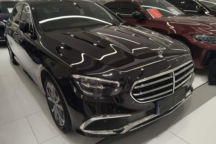 Used Mercedes-Benz E-Class 2023 Restyled E 300 L Sport Luxury Edition Exterior 1