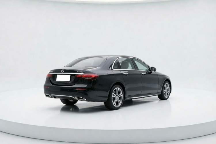 Used Mercedes-Benz E-Class 2023 Updated E 300 L Fashion Edition Exterior 2