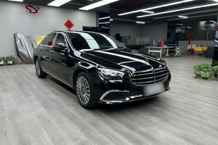 Used Mercedes-Benz E-Class 2023 Updated E 300 L Fashion Edition Exterior 2