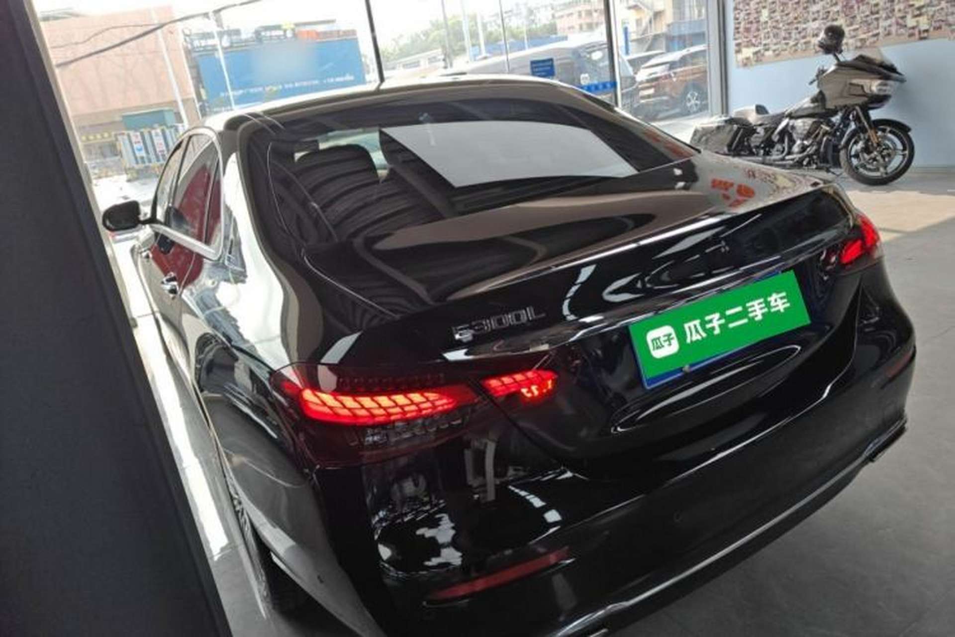 Used Mercedes-Benz E-Class 2023 Updated E 300 L Fashion Edition Exterior 2