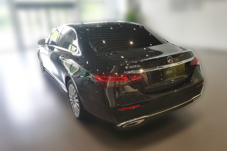 Used Mercedes-Benz E-Class 2023 E 300 L Sport Luxury Edition Exterior 2