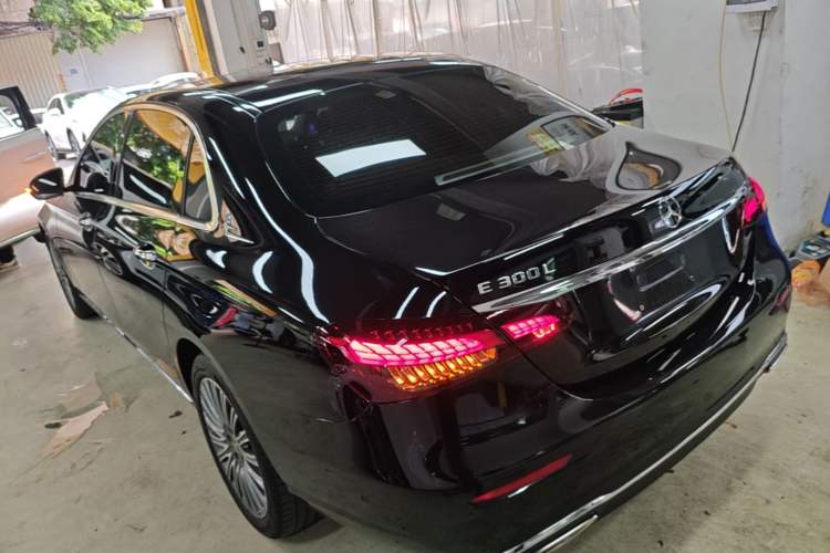 Used Mercedes-Benz E-Class 2023 Updated E 300 L Luxury Edition Exterior 2