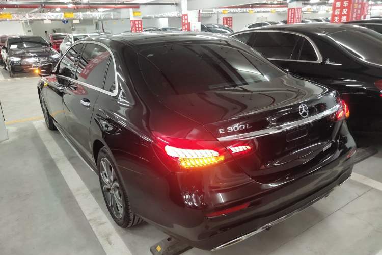 Used Mercedes-Benz E-Class 2023 E 300 L Sporty and Stylish Model Exterior 2