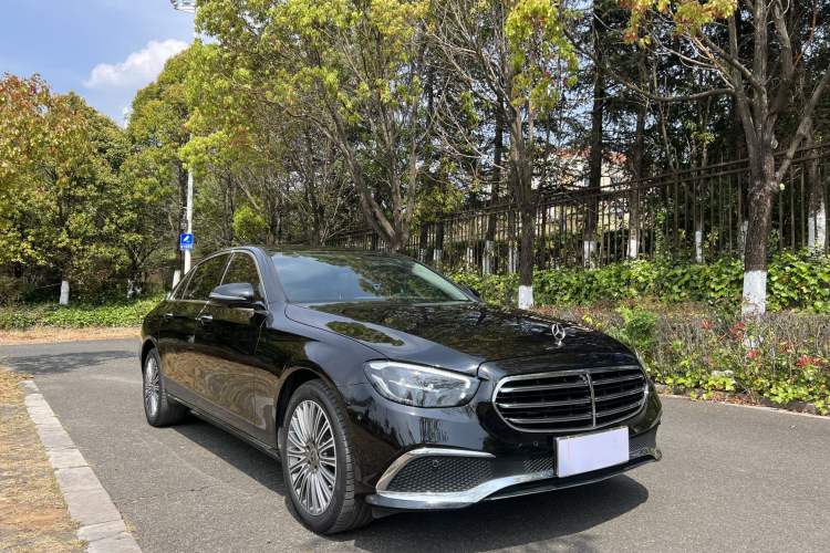 Used Mercedes-Benz E-Class 2023 Updated E 300 L Fashion Edition Exterior 2