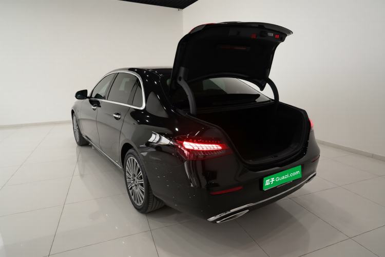 Used Mercedes-Benz E-Class 2023 Updated E 300 L Fashion Edition Exterior 2