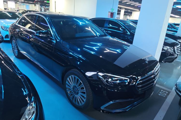 Used Mercedes-Benz E-Class 2023 Updated E 300 L Fashion Edition Exterior 2