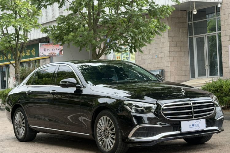 Used Mercedes-Benz E-Class 2023 Updated E 300 L Fashion Edition Exterior 2