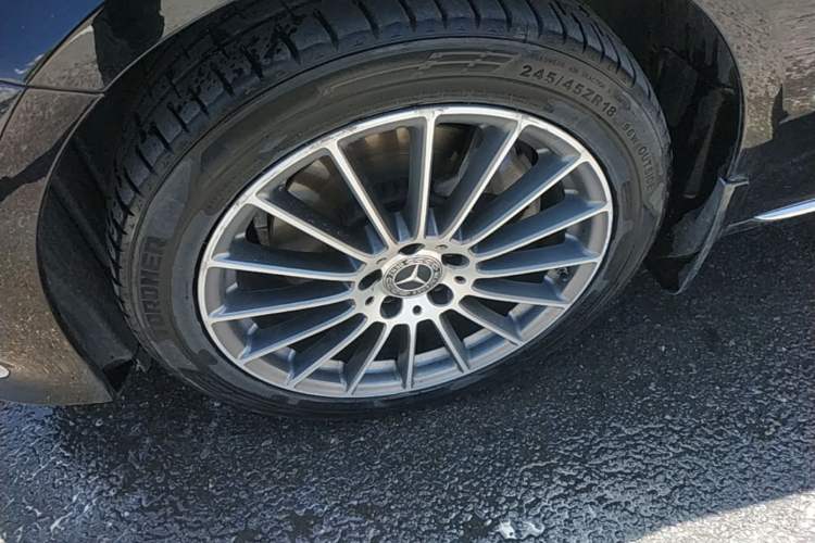 Used Mercedes-Benz E-Class 2023 E 260 L Exterior 2
