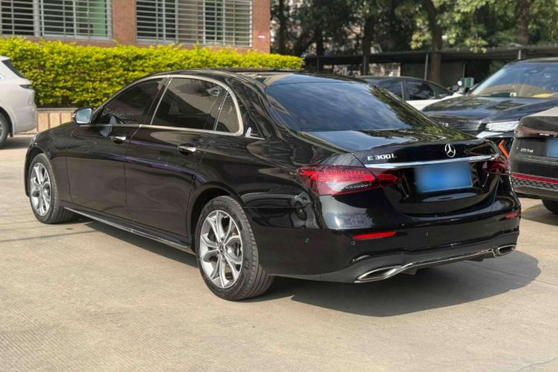 Used Mercedes-Benz E-Class 2023 E 300 L Sport Luxury Edition Exterior 2