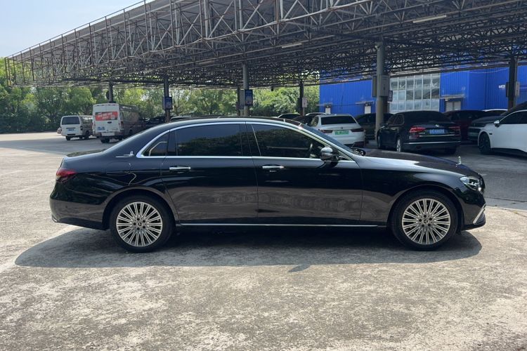 Used Mercedes-Benz E-Class 2023 Updated E 300 L Luxury Edition Exterior 2