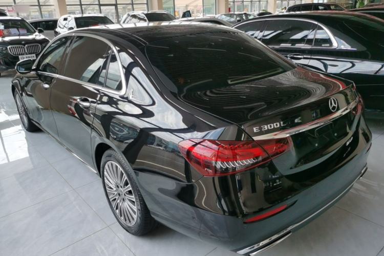 Used Mercedes-Benz E-Class 2023 E 300 L Luxury Model Exterior 2