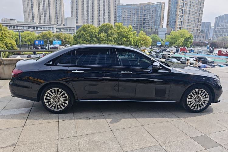 Used Mercedes-Benz E-Class 2023 E 300 L Luxury Model Exterior 2