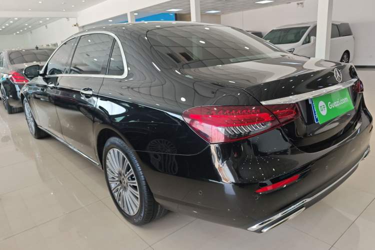 Used Mercedes-Benz E-Class 2023 Updated E 300 L Fashion Edition Exterior 2