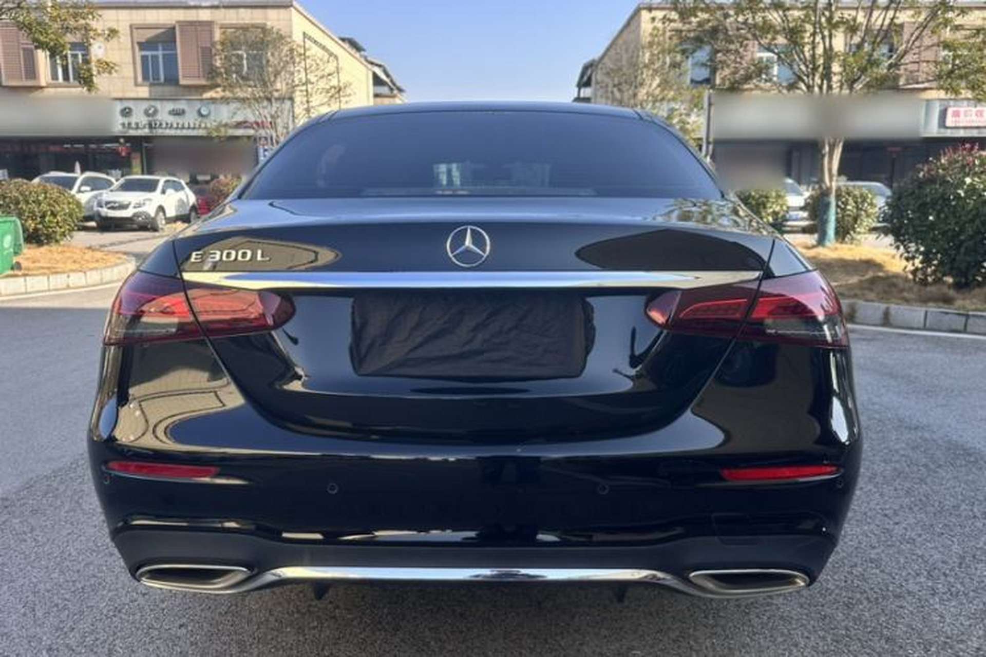 Used Mercedes-Benz E-Class 2023 Restyled E 300 L Sporty and Stylish Edition Exterior 2