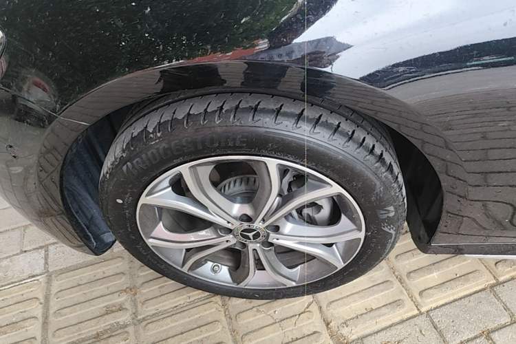 Used Mercedes-Benz E-Class 2023 Restyled E 300 L Sporty and Stylish Edition Exterior 2
