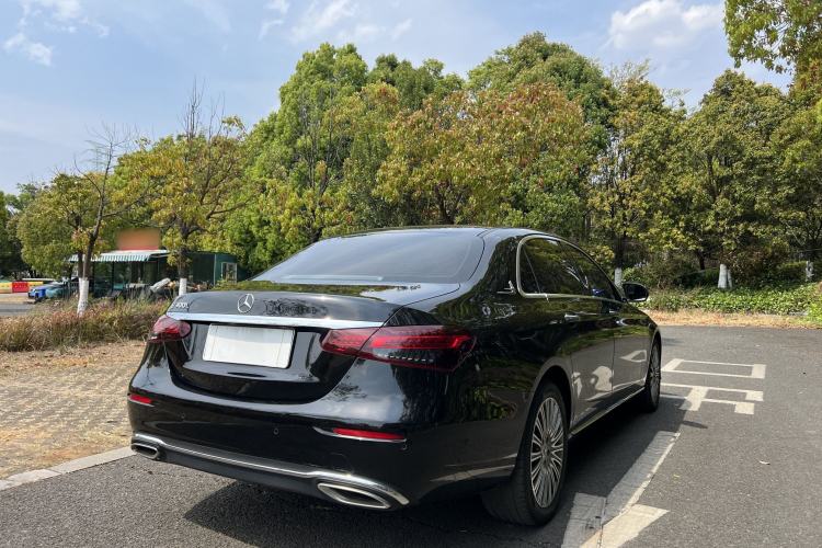 Used Mercedes-Benz E-Class 2023 Updated E 300 L Fashion Edition Exterior 3