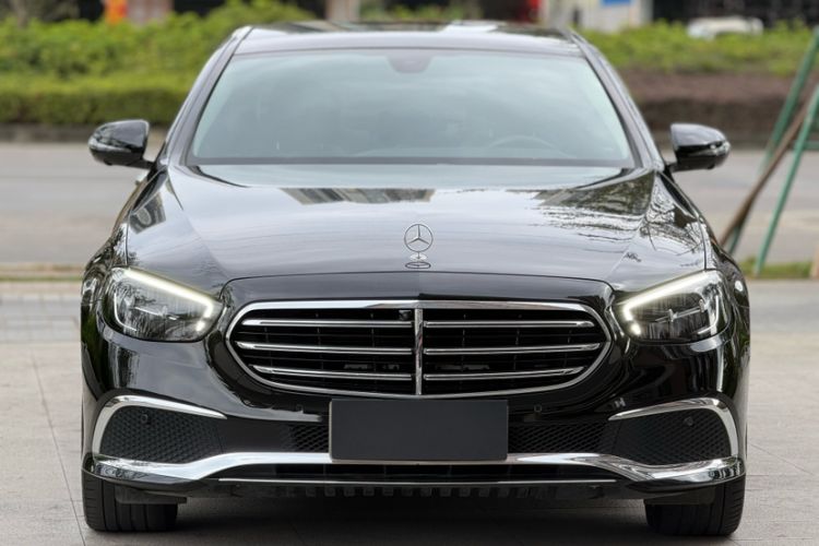Used Mercedes-Benz E-Class 2023 E 300 L Stylish Model Exterior 3