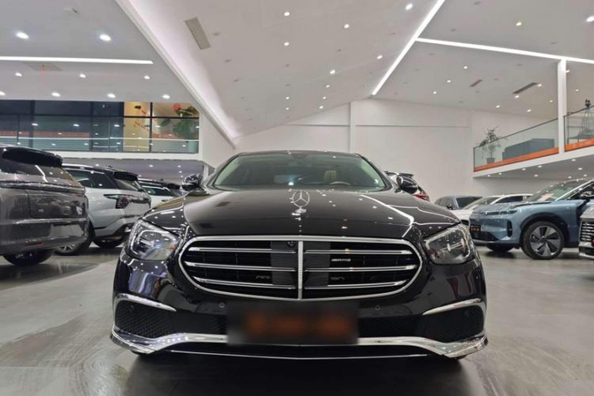 Used Mercedes-Benz E-Class 2023 Updated E 300 L Fashion Edition Exterior 3