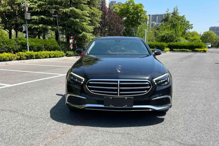 Used Mercedes-Benz E-Class 2023 E 260 L Exterior 3