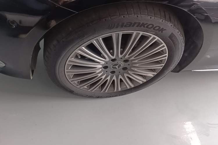 Used Mercedes-Benz E-Class 2023 Updated E 300 L Fashion Edition Exterior 3