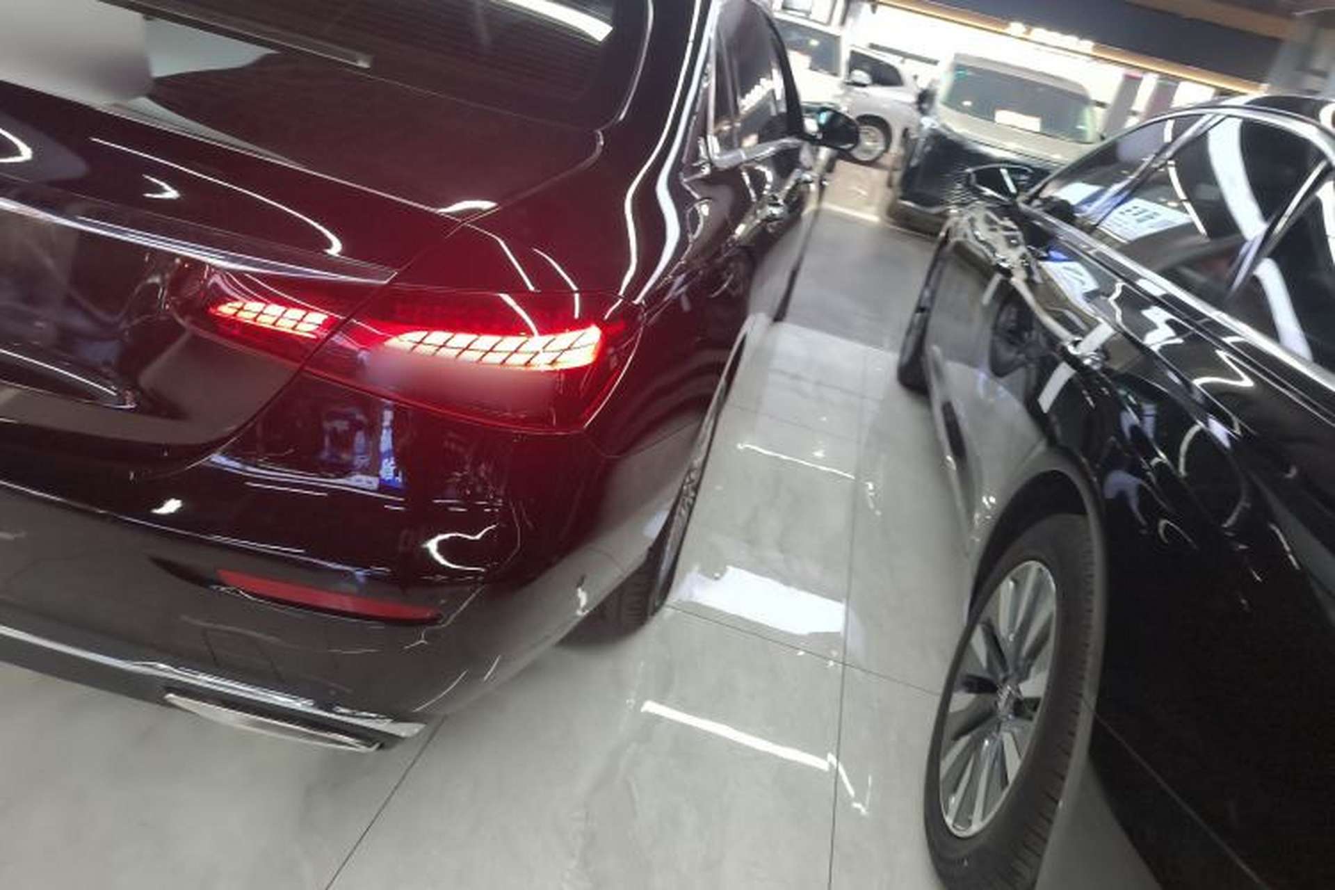 Used Mercedes-Benz E-Class 2023 Updated E 300 L Fashion Edition Exterior 3