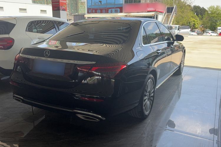 Used Mercedes-Benz E-Class 2023 Updated E 300 L Fashion Edition Exterior 3