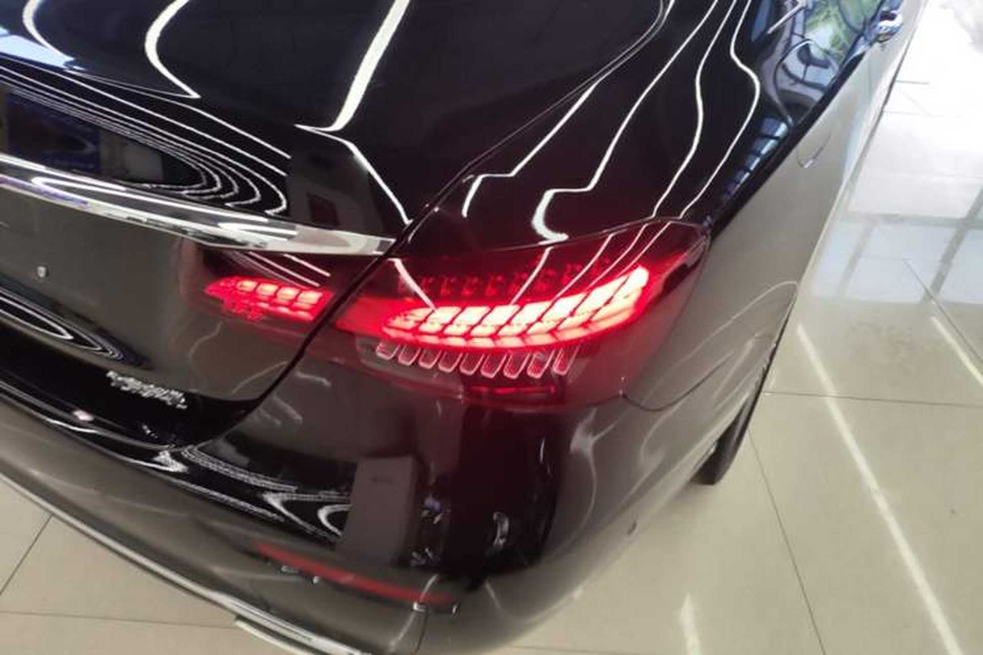 Used Mercedes-Benz E-Class 2023 Updated E 300 L Fashion Edition Exterior 3