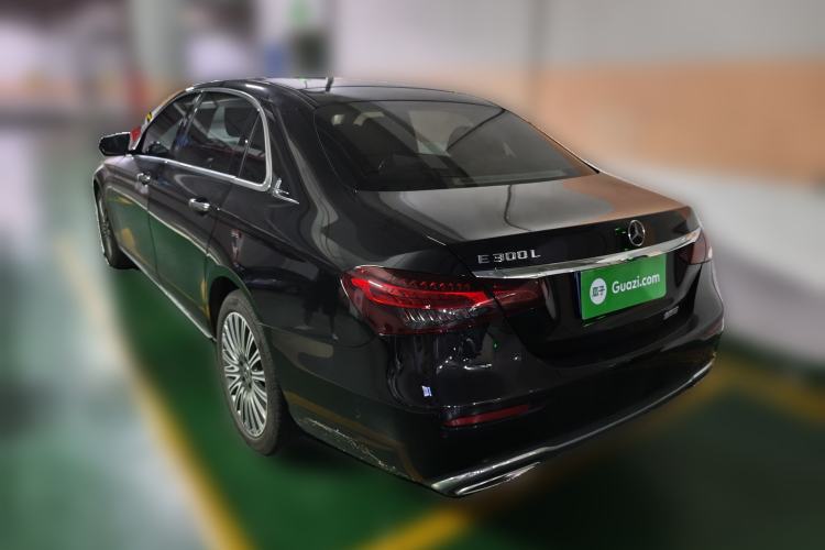 Used Mercedes-Benz E-Class 2023 Updated E 300 L Fashion Edition Exterior 3