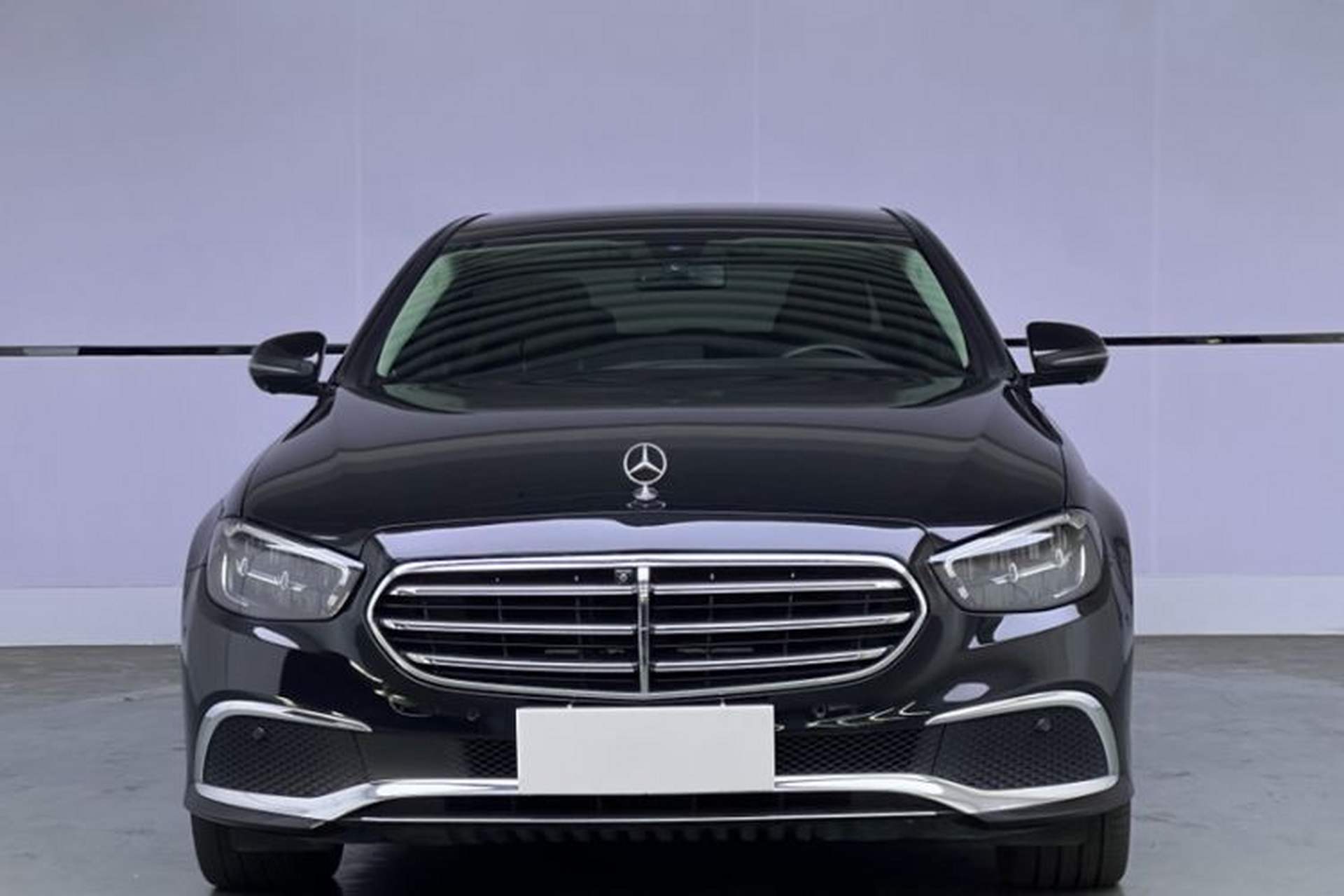 Used Mercedes-Benz E-Class 2023 E 300 L Stylish Model Exterior 3